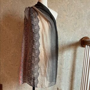 Elegant Gradient Black to Pink Scarf